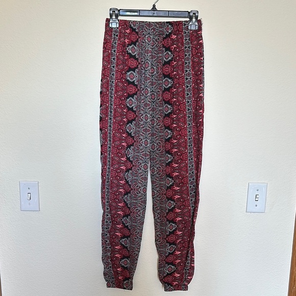 Boho Paisley Printed Flowy Joggers - Picture 1 of 3